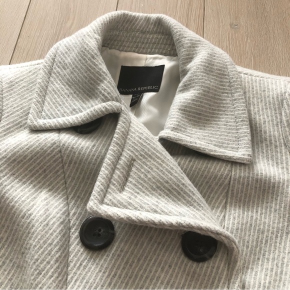 Banana Republic Double Breasted Wool Pea Coat in Light Gray & White Size XS - Picture 9 of 13